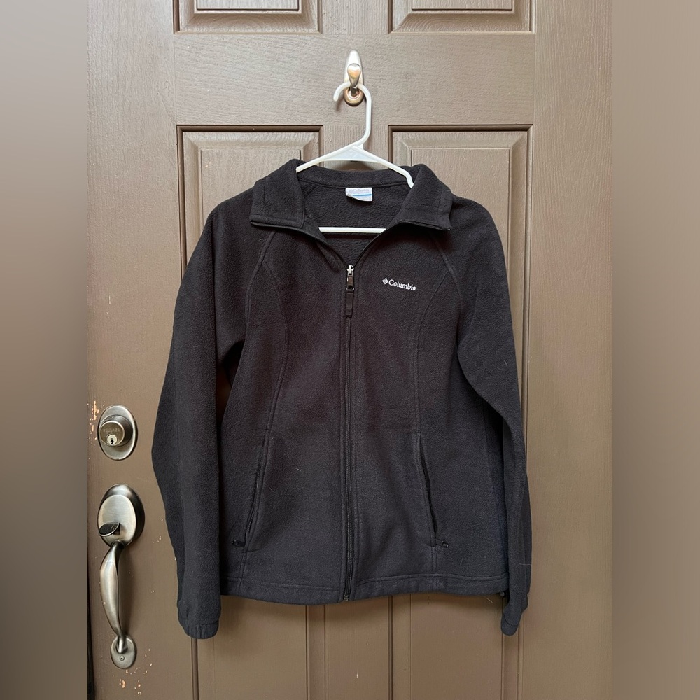 Columbia zip up jacket